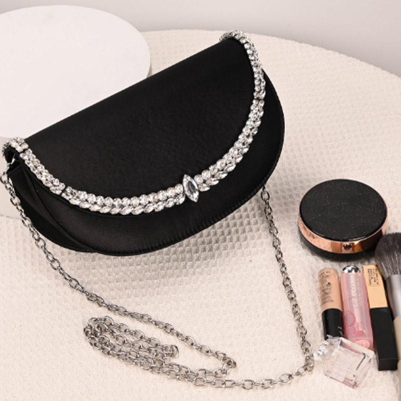 Luxury Sparkling Diamond Asymm – Half Moon Bag Suede recenzja i cena