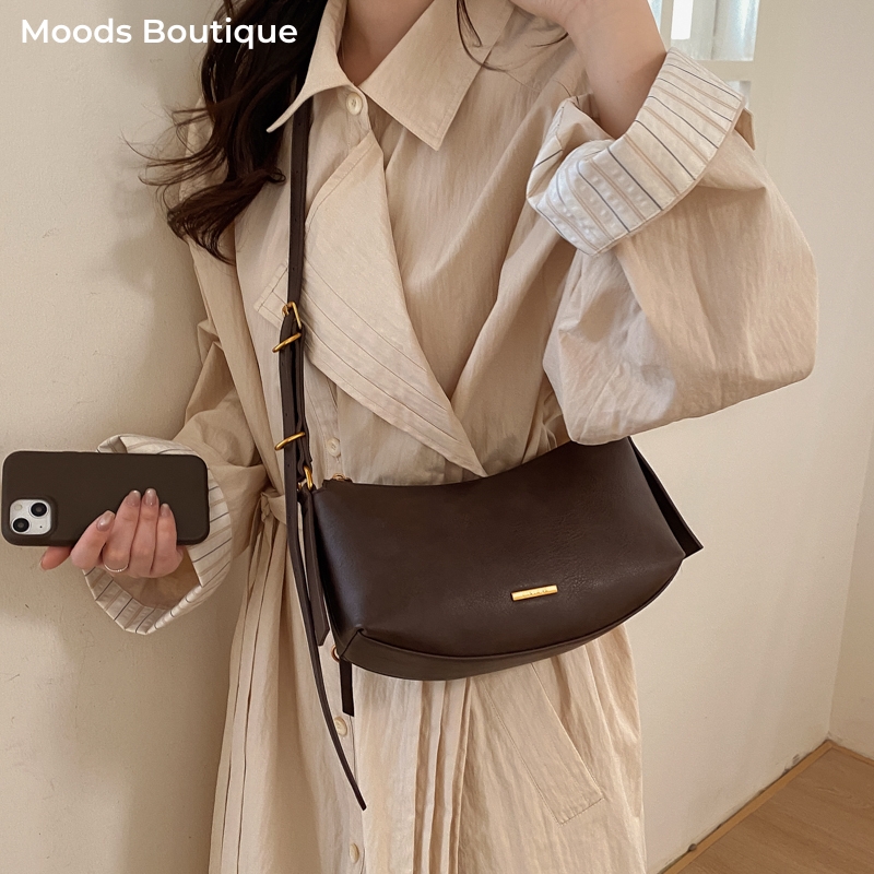 MOODS Half-moon Crossbody Bags – Half Moon Bag Suede recenzja i cena