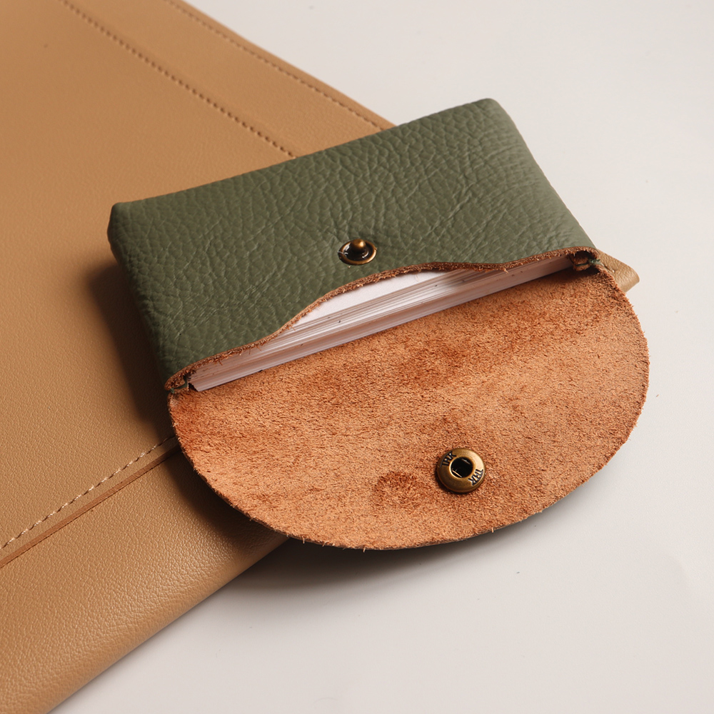 Custom Letters Small Card Hold – Luxury Bags Consignment recenzja i cena