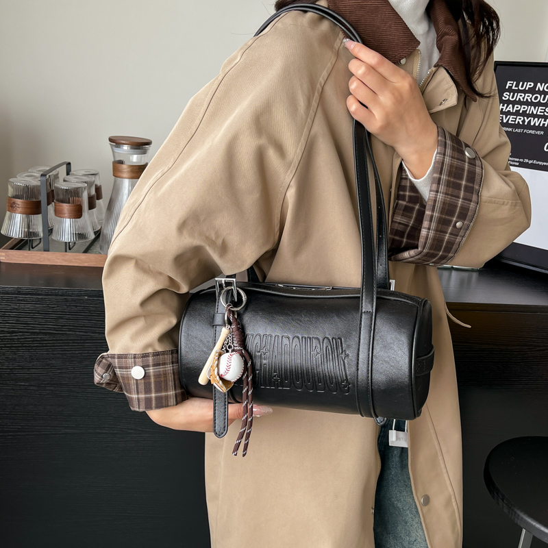 Multifunctional Cylinder Shape – Luxury Bags Consignment recenzja i cena