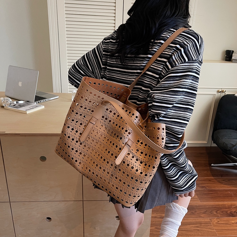 Large Size Shoulder Tote Bags  – Luxury Bags Consignment recenzja i cena