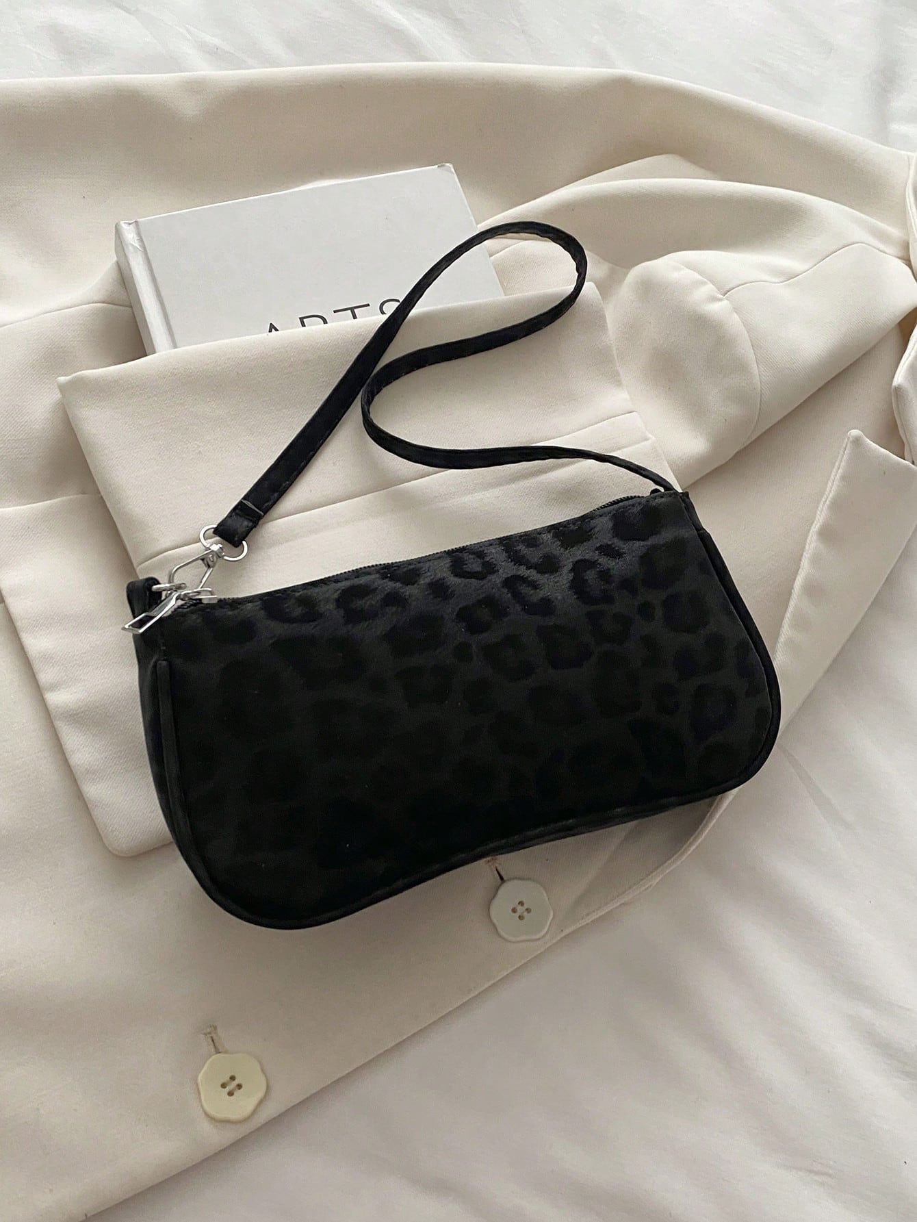 Women's Retro Suede Leopard Pr – Half Moon Bag Suede recenzja i cena