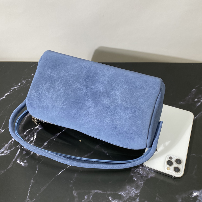 Korean Casual Small Pillow Bag – Luxury Bags Korea recenzja i cena