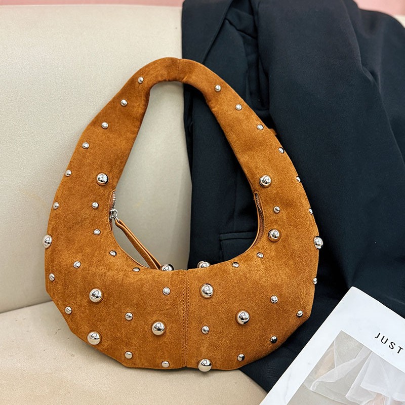 Vintage Rivet Faux Suede Halfm – Half Moon Bag Suede recenzja i cena