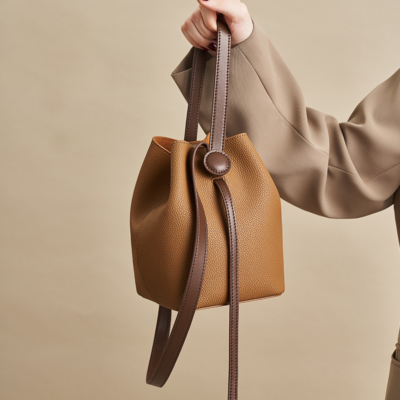 Classic Women's Water Bucket H – Luxury Bags Level recenzja i cena