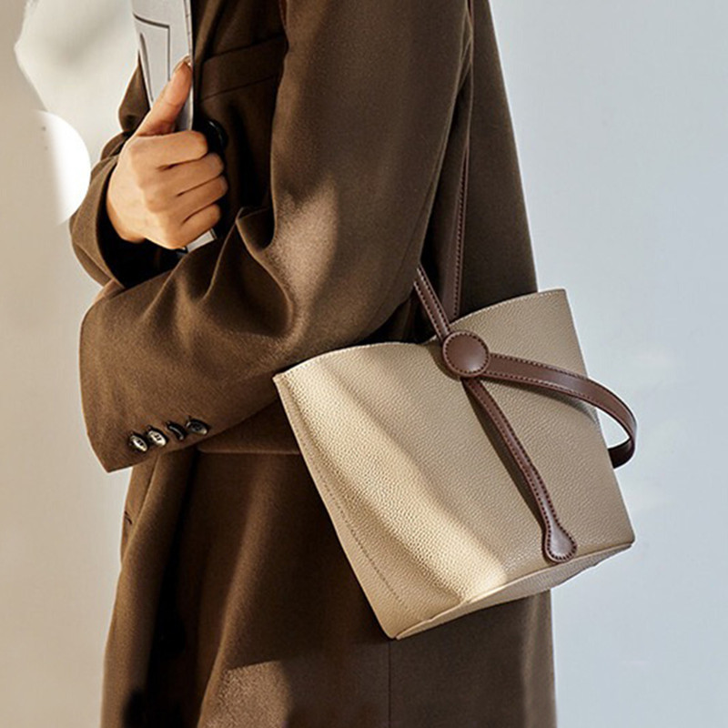 Classic Women's Water Bucket H – Luxury Bags Level recenzja i cena